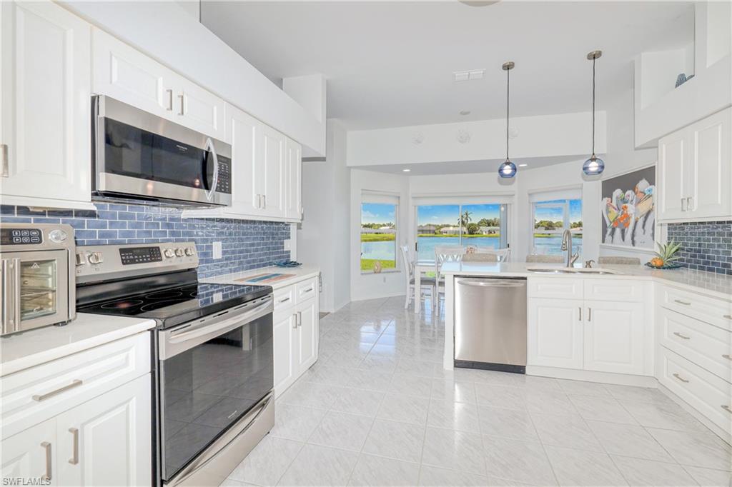 22589 Island Lakes DR photo 10