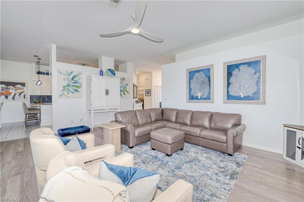 22589 Island Lakes DR photo 8