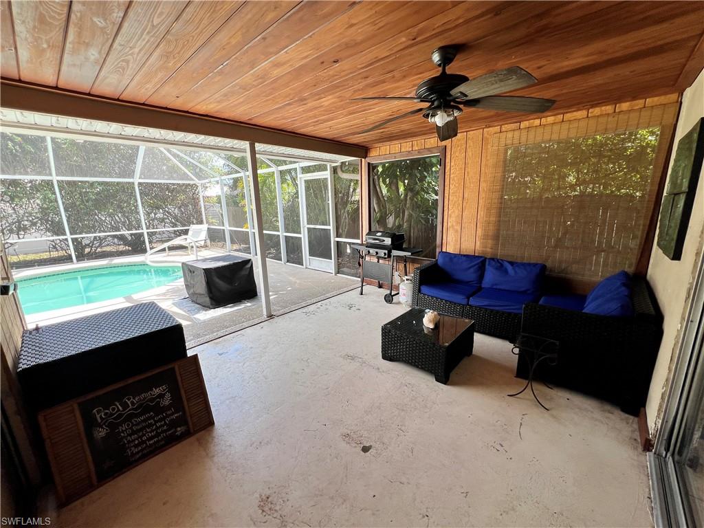 Relax in the shade and enjoy the Gulf Breeze