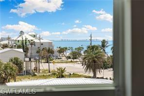 121 Hibiscus DR photo 6