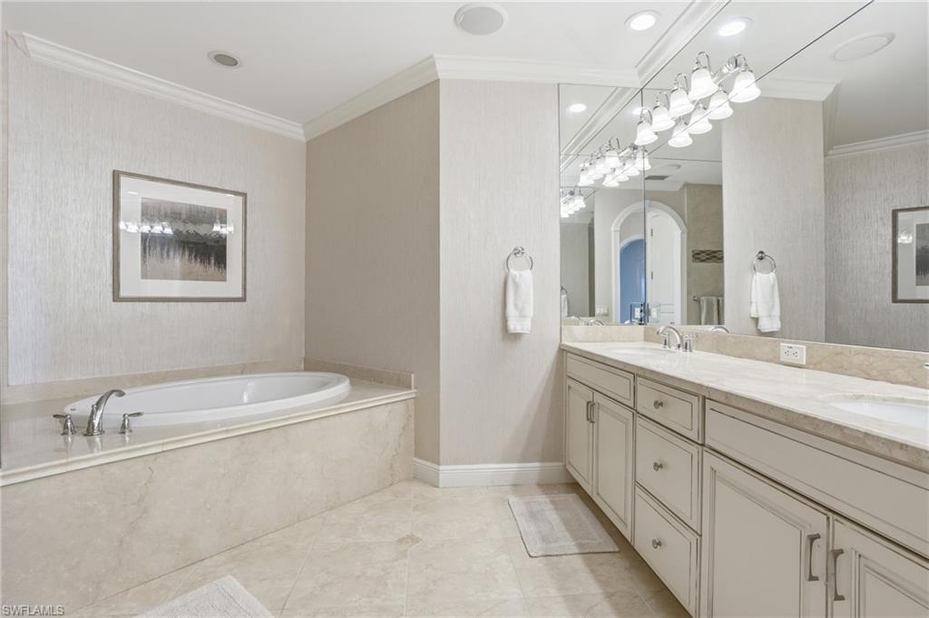2543 Marquesa Royale LN 4-302 photo 16