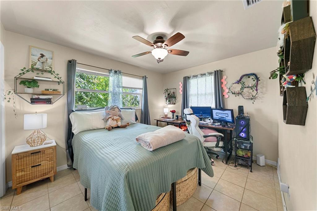 803 Monet ST photo 23