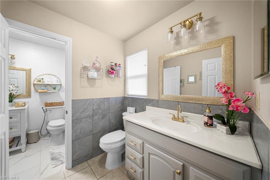 803 Monet ST photo 20