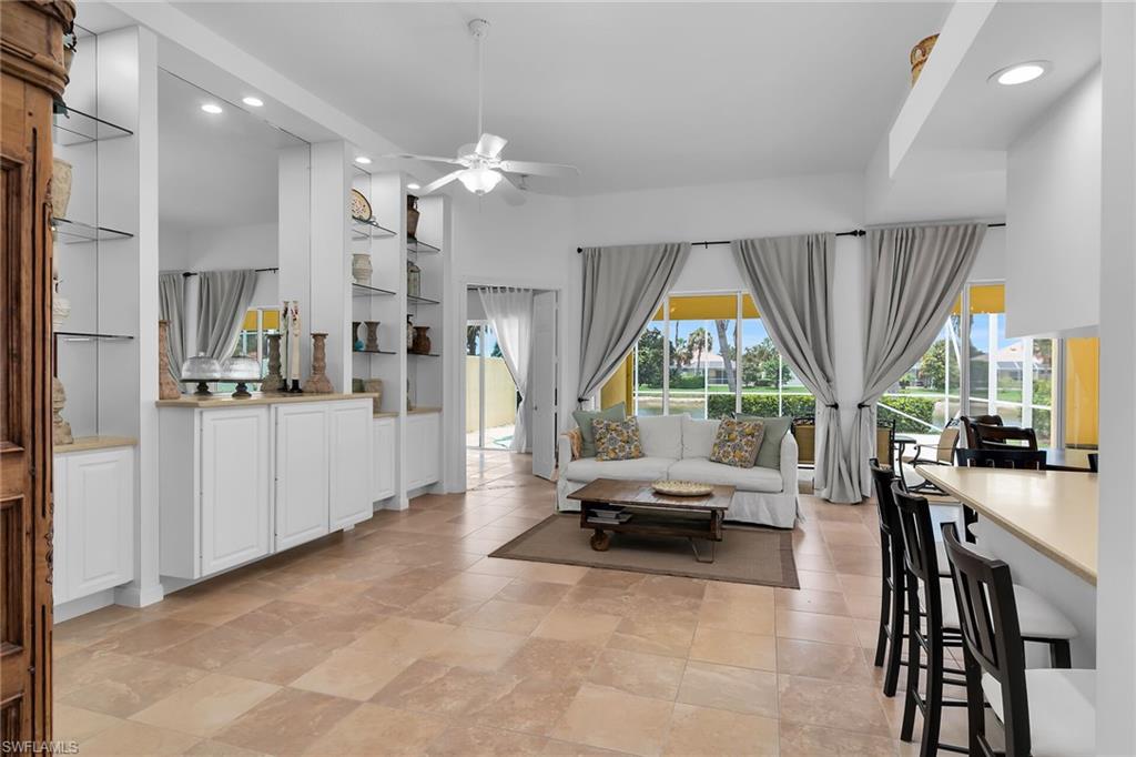 7935 Valentina CT photo 7