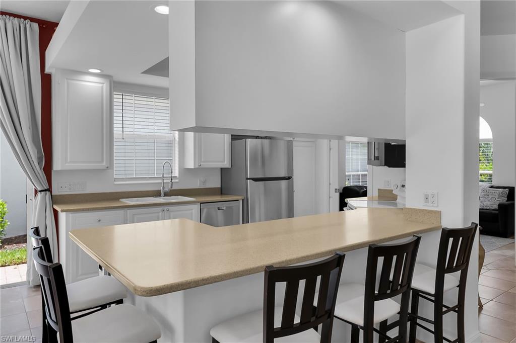 7935 Valentina CT photo 9
