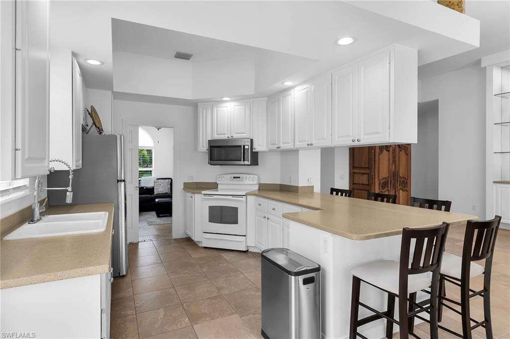 7935 Valentina CT photo 11