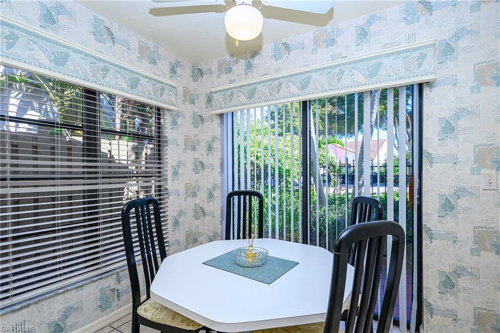 sitting area with sliding door