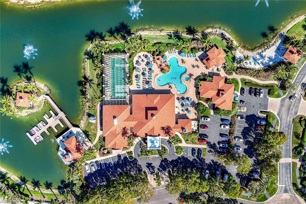 Overhead view of the amenity center.