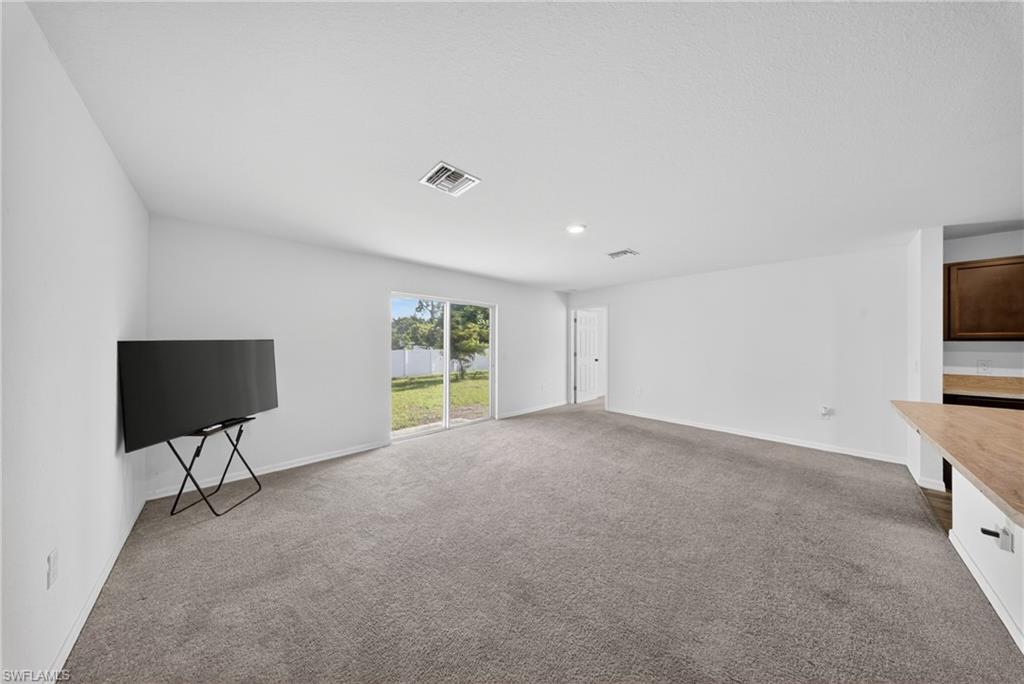 3014 38th ST SW photo 14