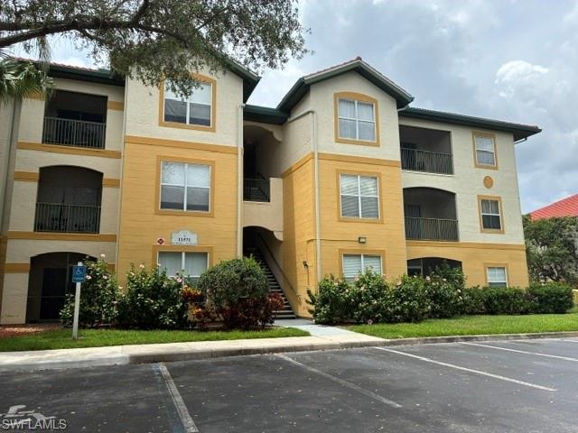 11571 Villa Grand 617