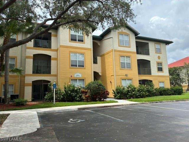 11571 Villa Grand 617