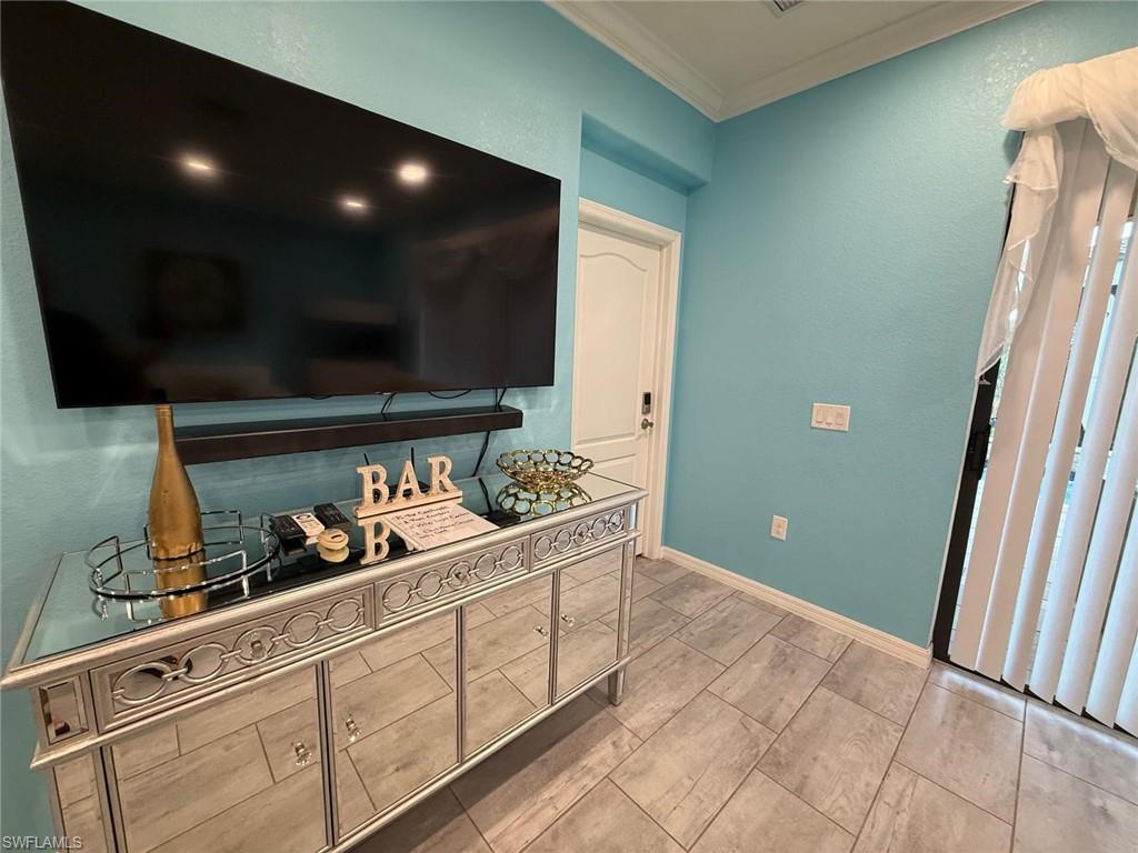 12963 Pemberton WAY photo 17
