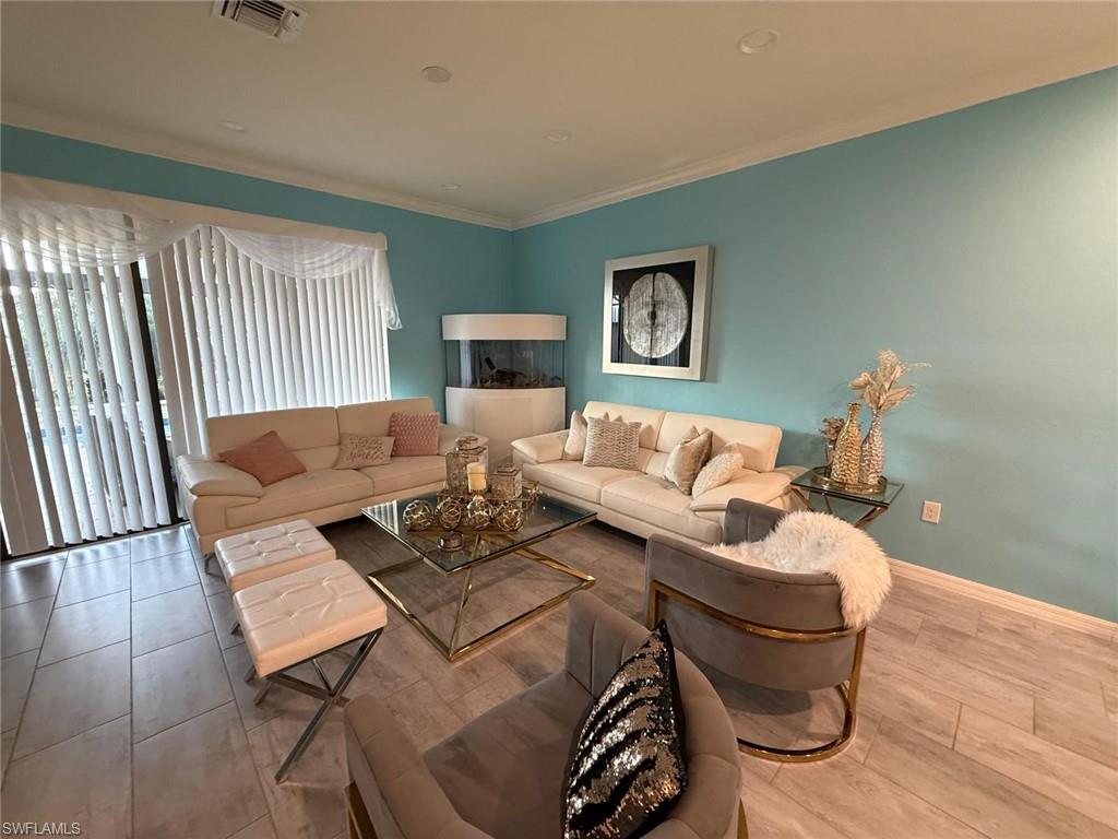 12963 Pemberton WAY photo 16