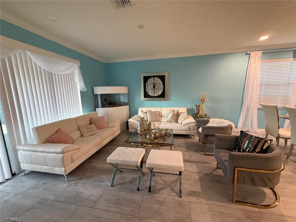 12963 Pemberton WAY photo 12