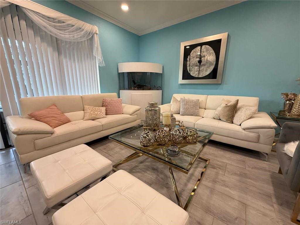 12963 Pemberton WAY photo 11