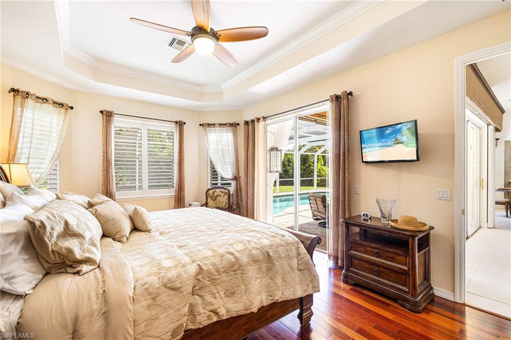 Primary bedroom with sliding doors to immerse yourself in the outdoors.