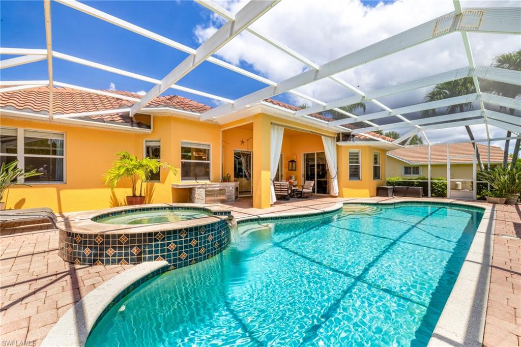 Pool/hot tub