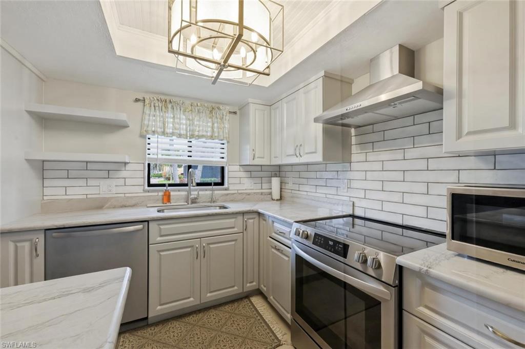 16001 Amberwood Lake CT 1
