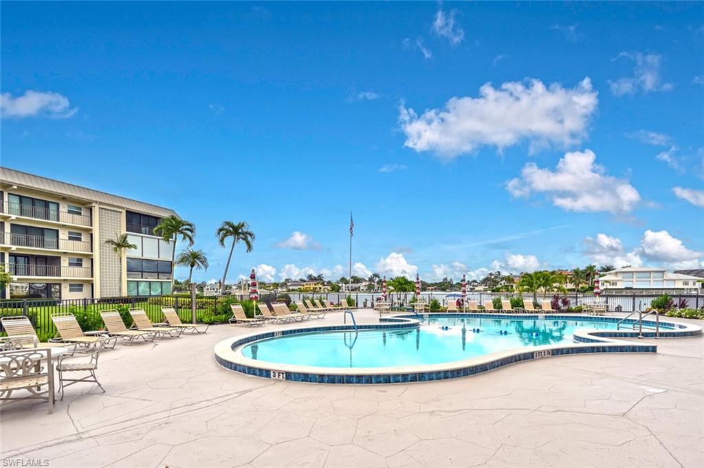 3200 Gulf Shore BLVD N 308