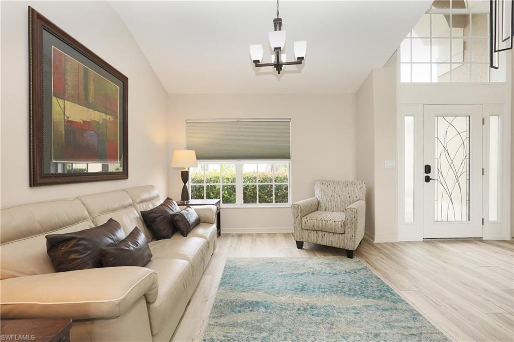 9227 Independence WAY photo 12