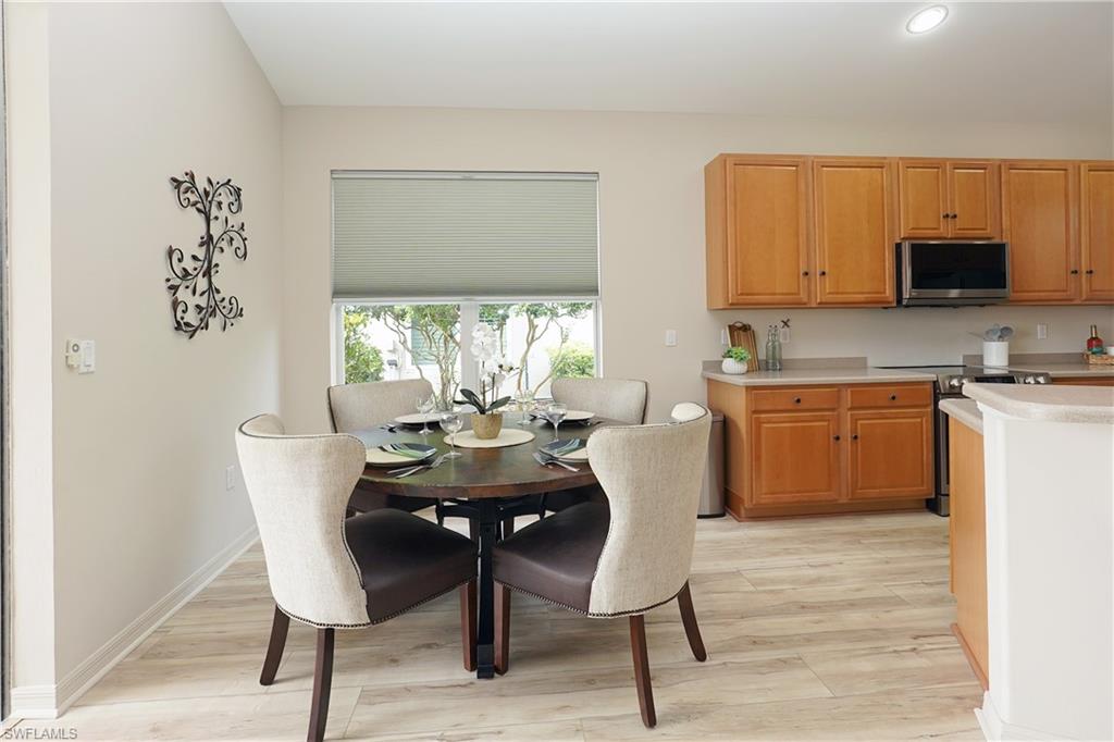 9227 Independence WAY photo 10