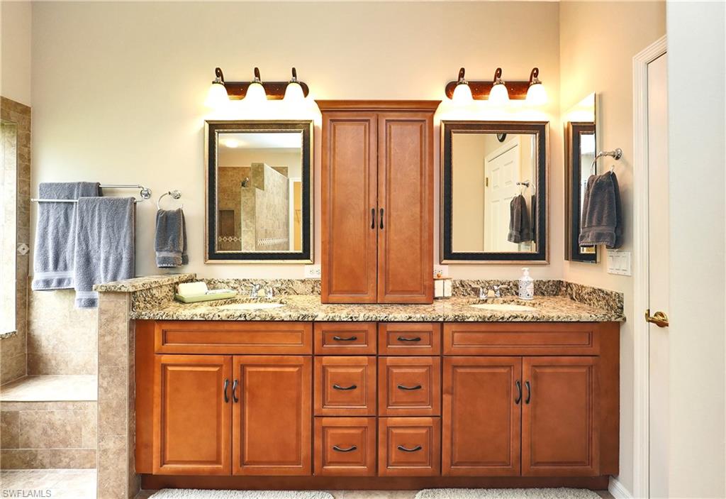 9227 Independence WAY photo 15