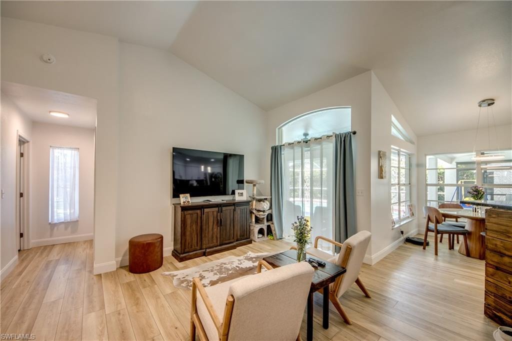 9910 Laketree CT photo 9
