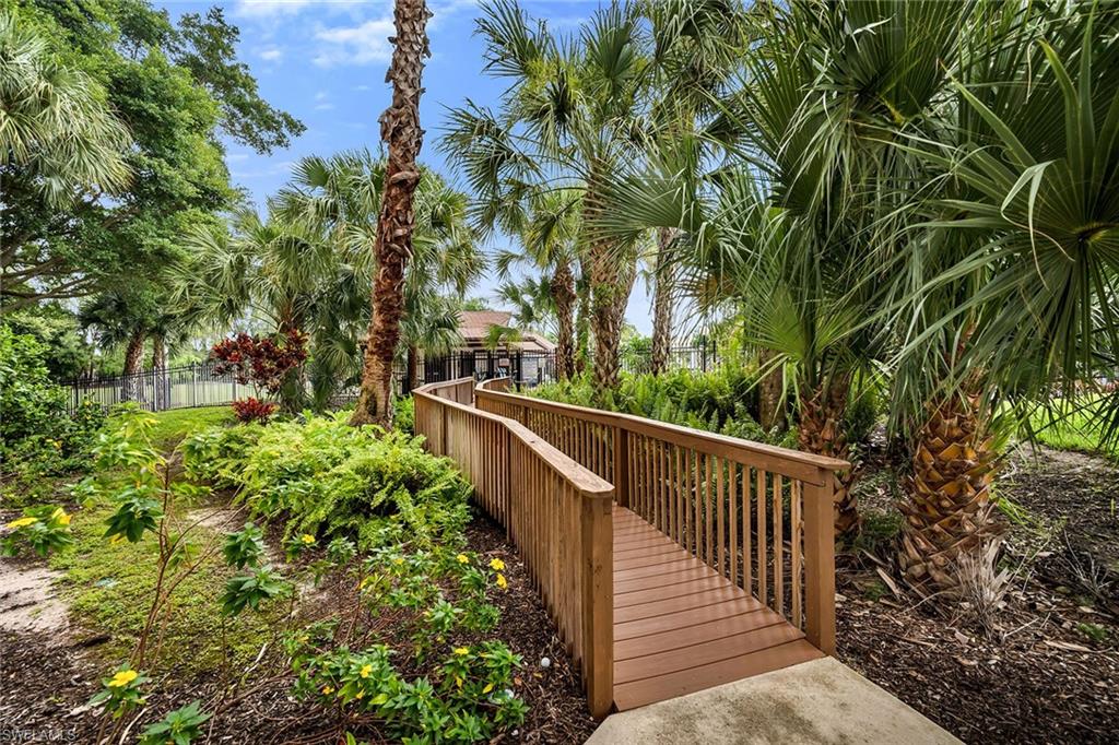 499 Forest Lakes BLVD 312 photo 26