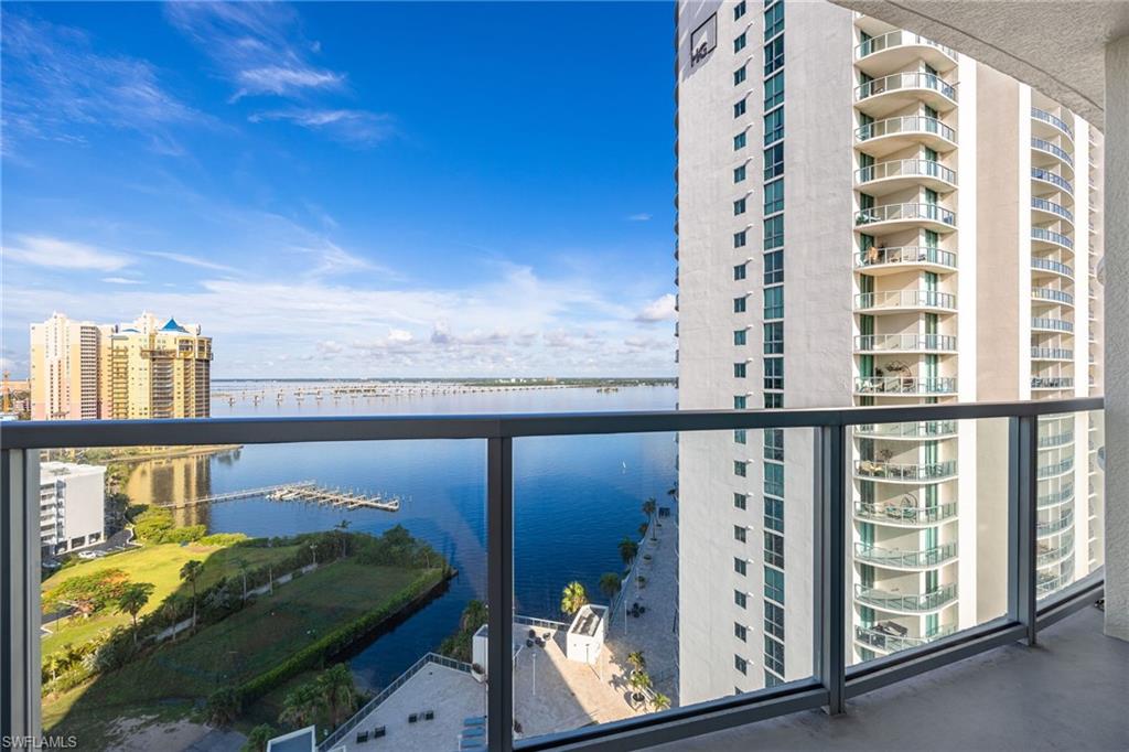 Beautiful Views of the Caloosahatchee River
