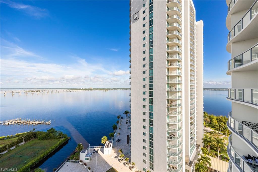 3000 Oasis Grand BLVD 1705 photo 19