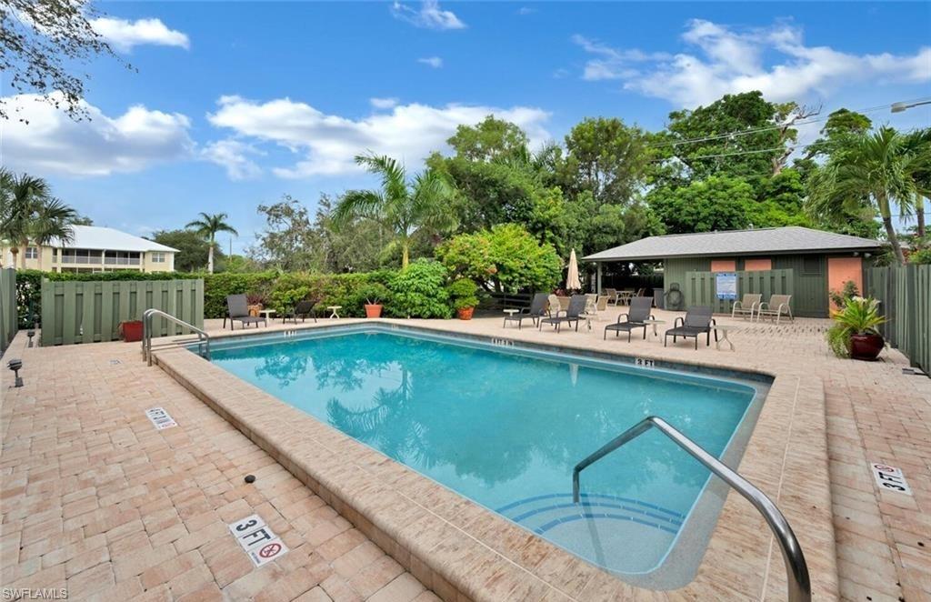 1245 Solana RD photo 19