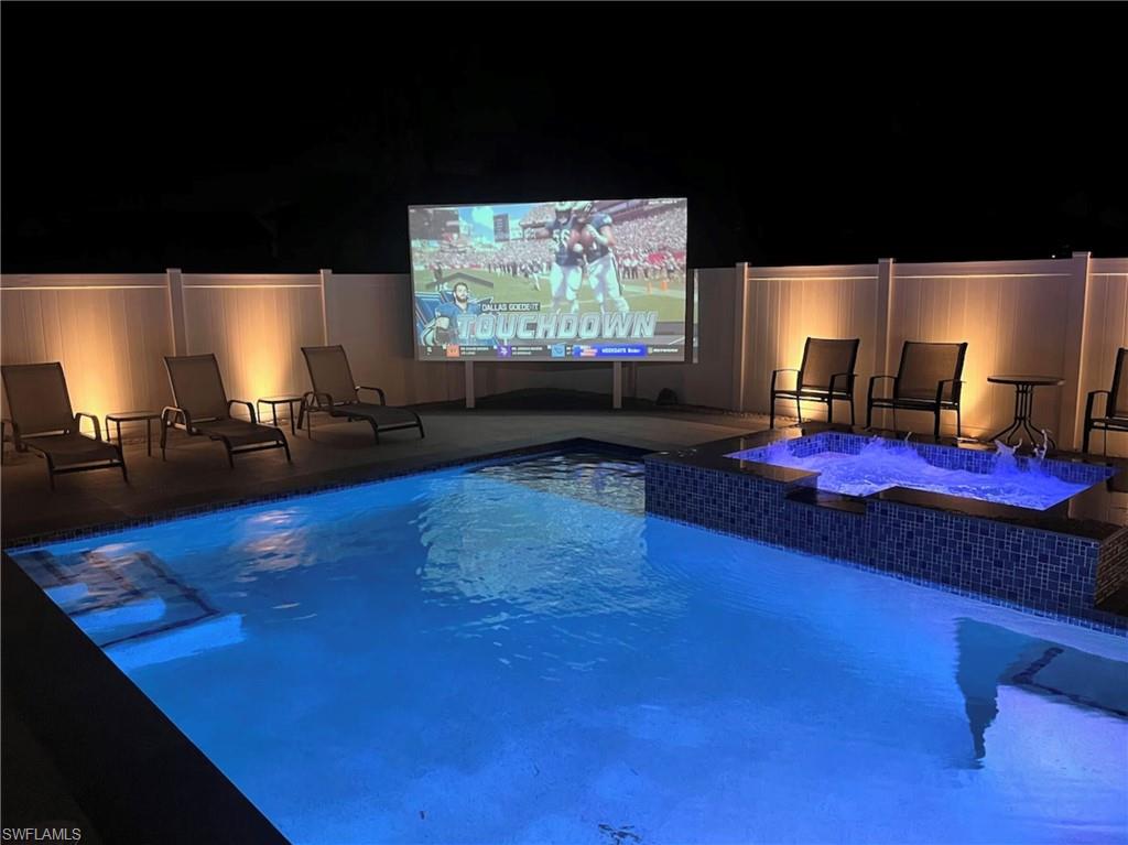Outdoor Projector