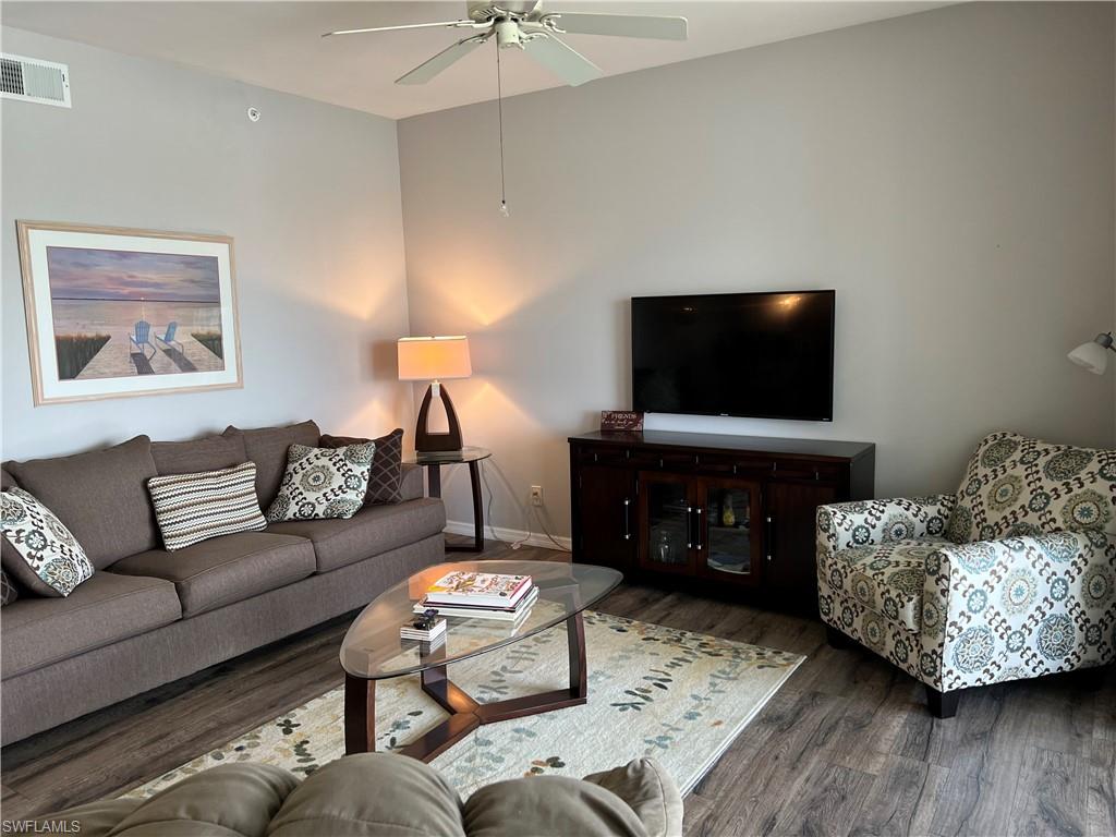 7525 Stoneybrook DR 932 photo 9
