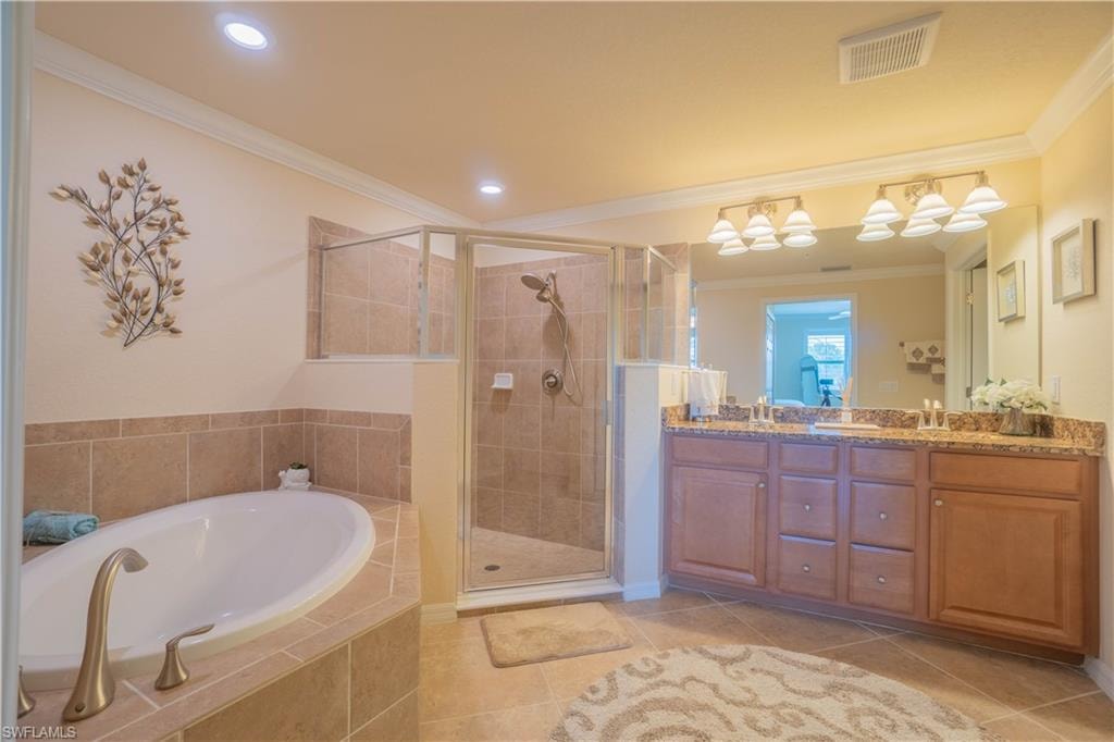 9497 Casoria CT 101 photo 12