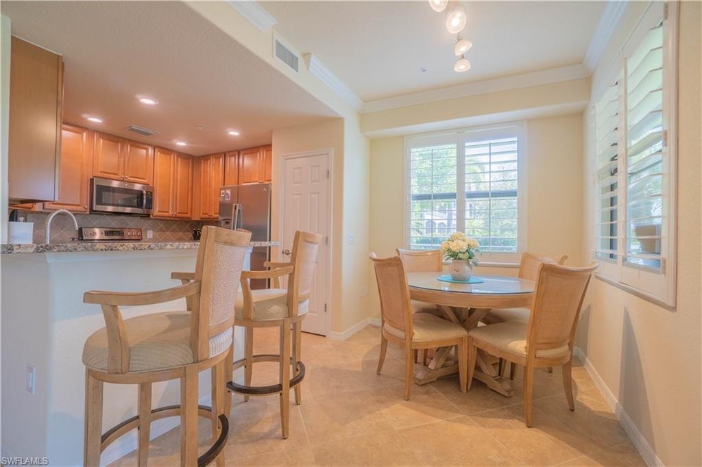 9497 Casoria CT 101 photo 9