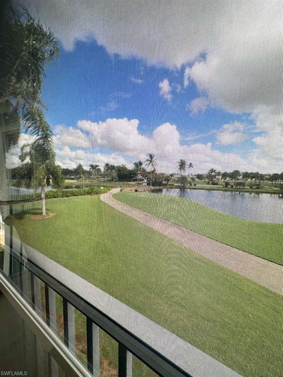 9250 Bayberry BEND 202 photo 17
