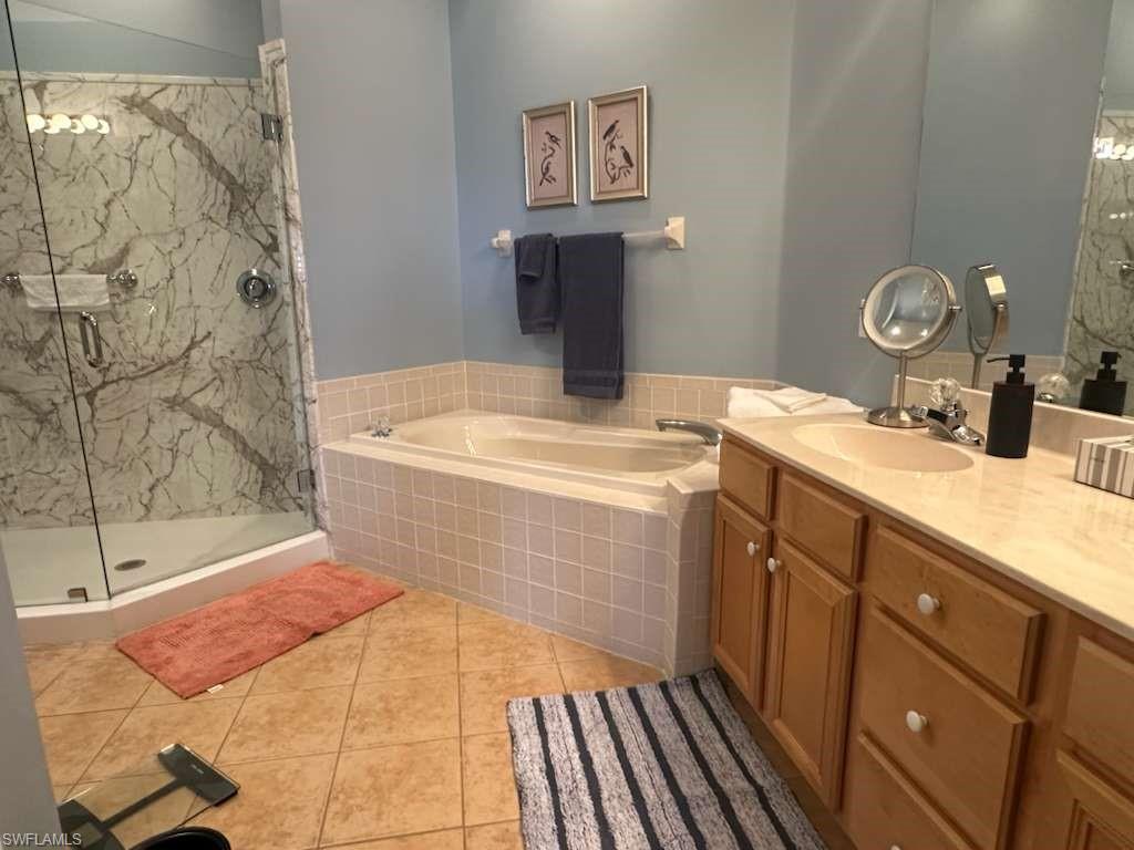 9250 Bayberry BEND 202 photo 37