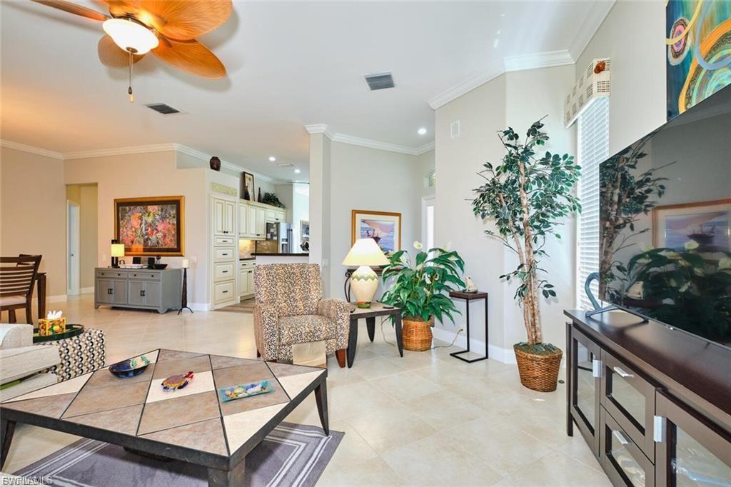 9240 Willowcrest CT photo 18