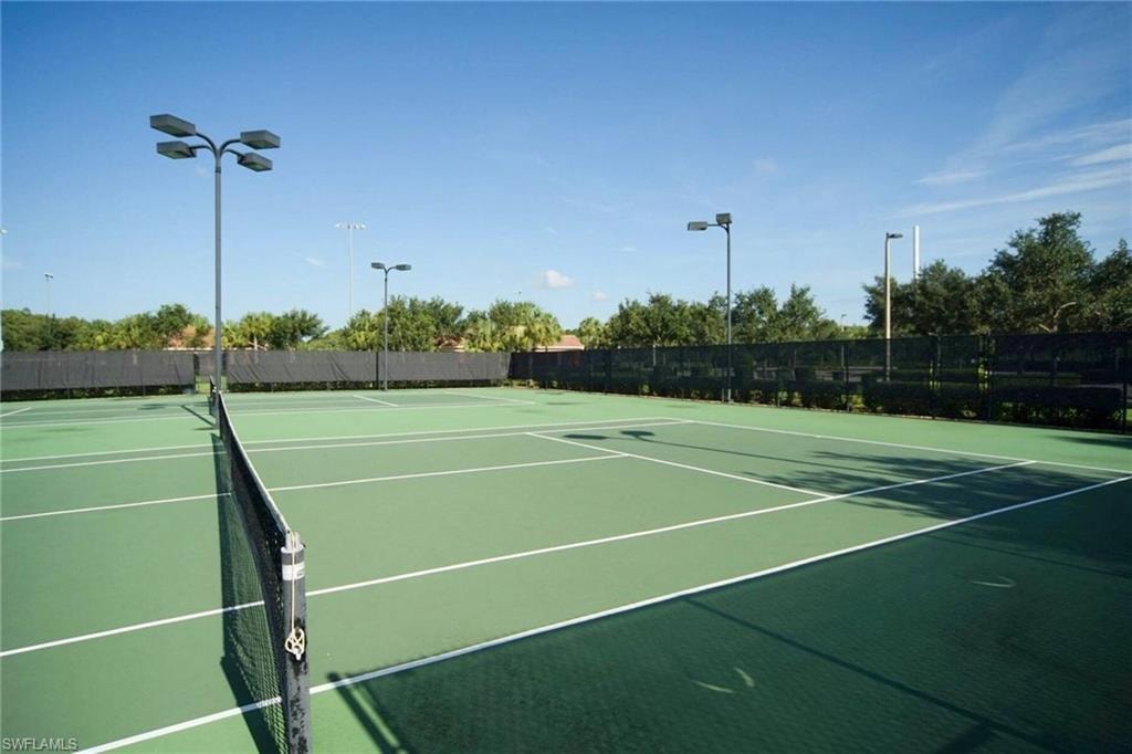 Ave Maria Tennis