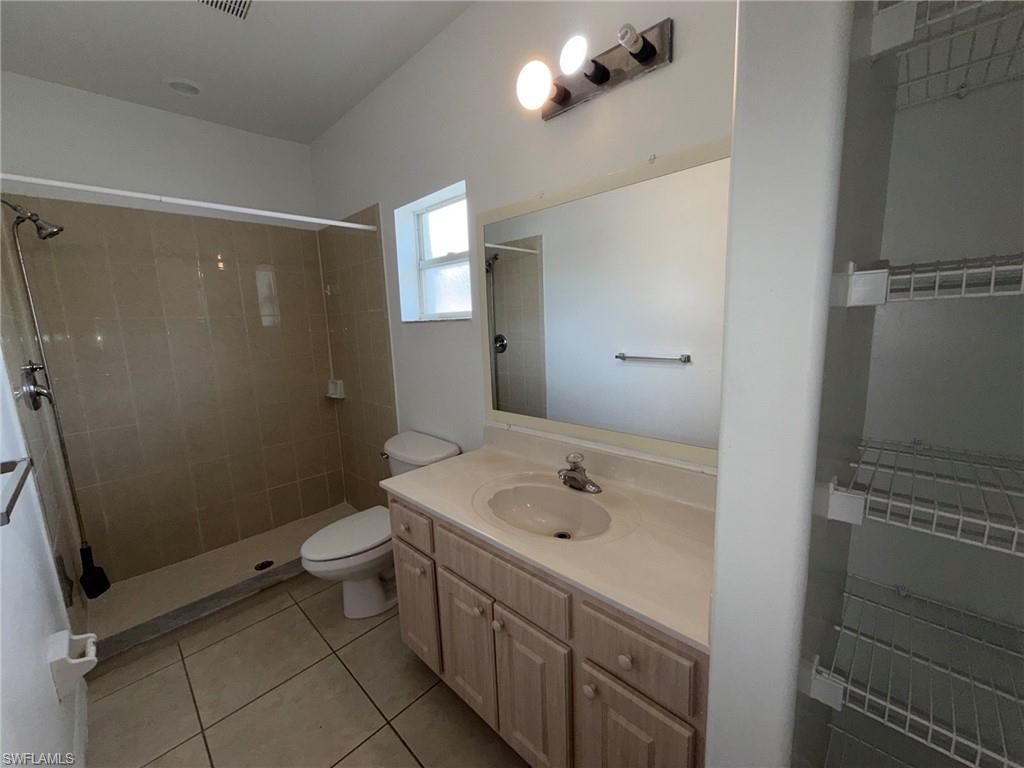 920 SE 6th CT photo 9
