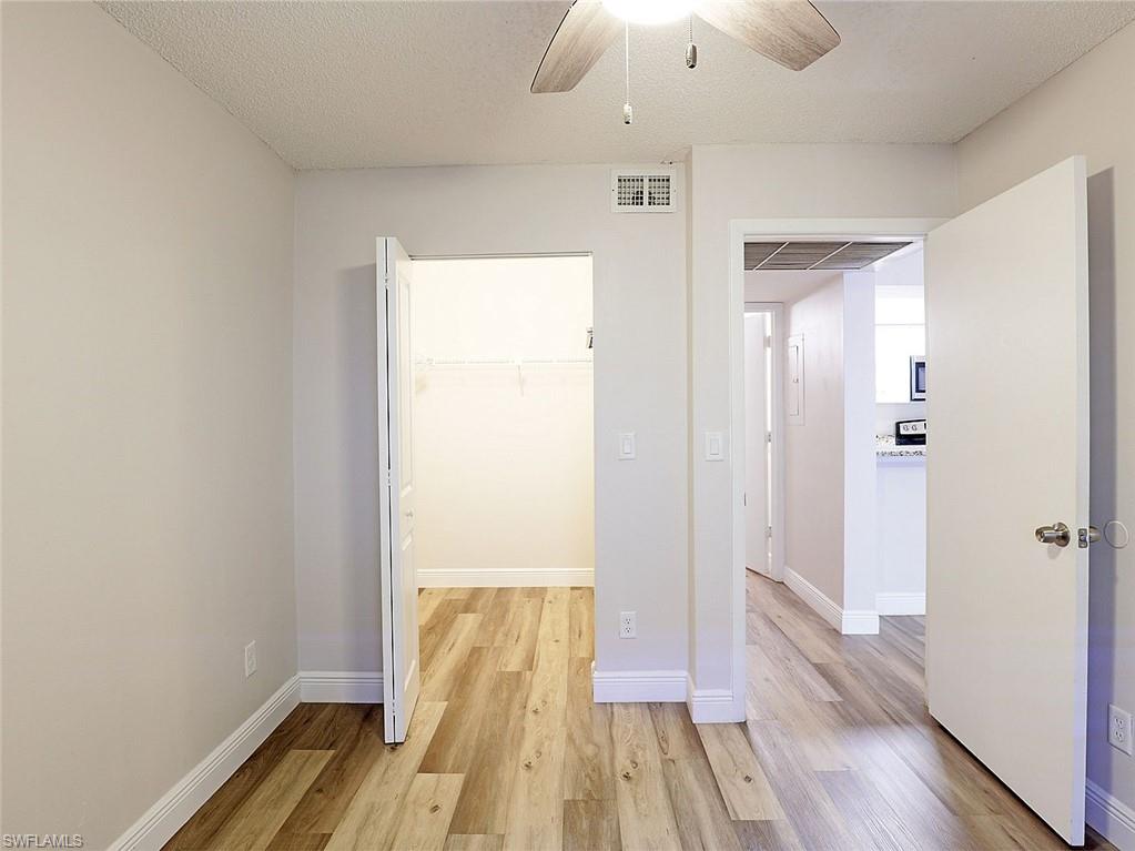 5305 Summerlin RD 506 photo 9