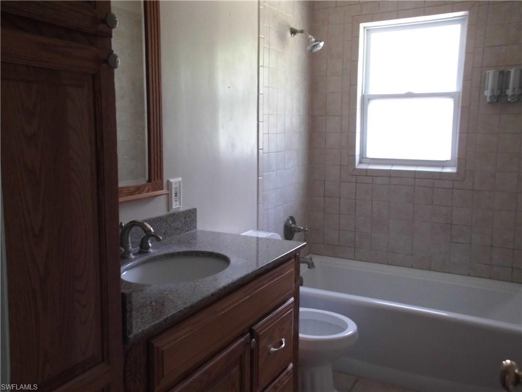 426 Hamilton AVE photo 13