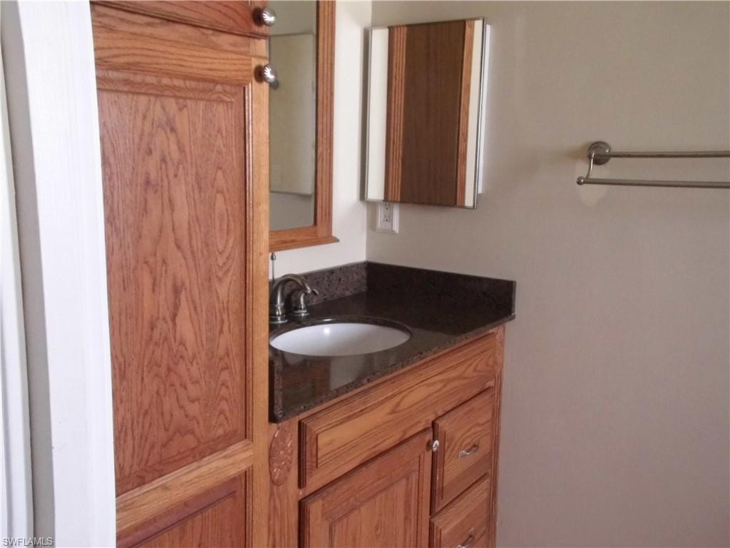 426 Hamilton AVE photo 16