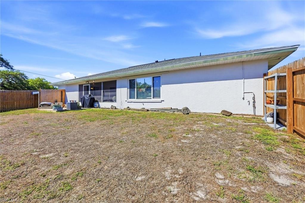 2084 Leisure ST photo 32