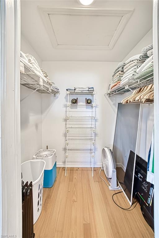 Primary-Closet