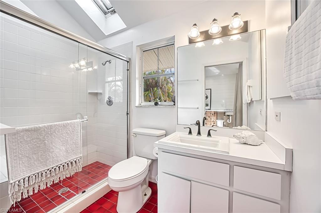 Guest-Bungalow-Bath