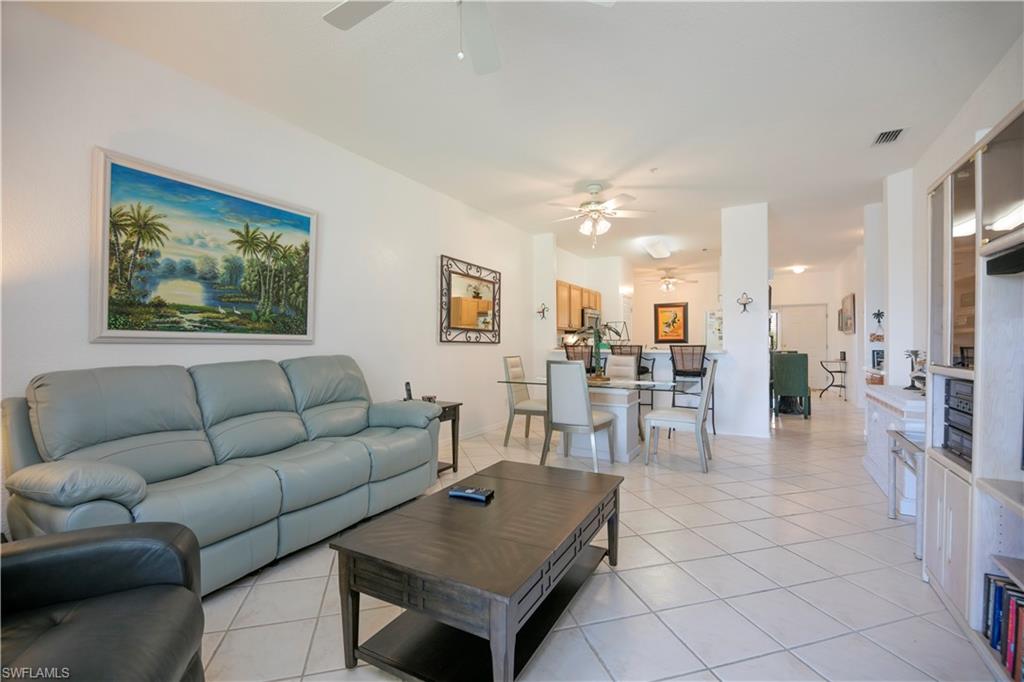 3964 Bishopwood CT E 1-202