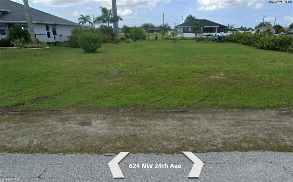 Frontal view of property