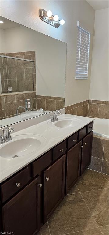14312 Vindel CIR photo 9
