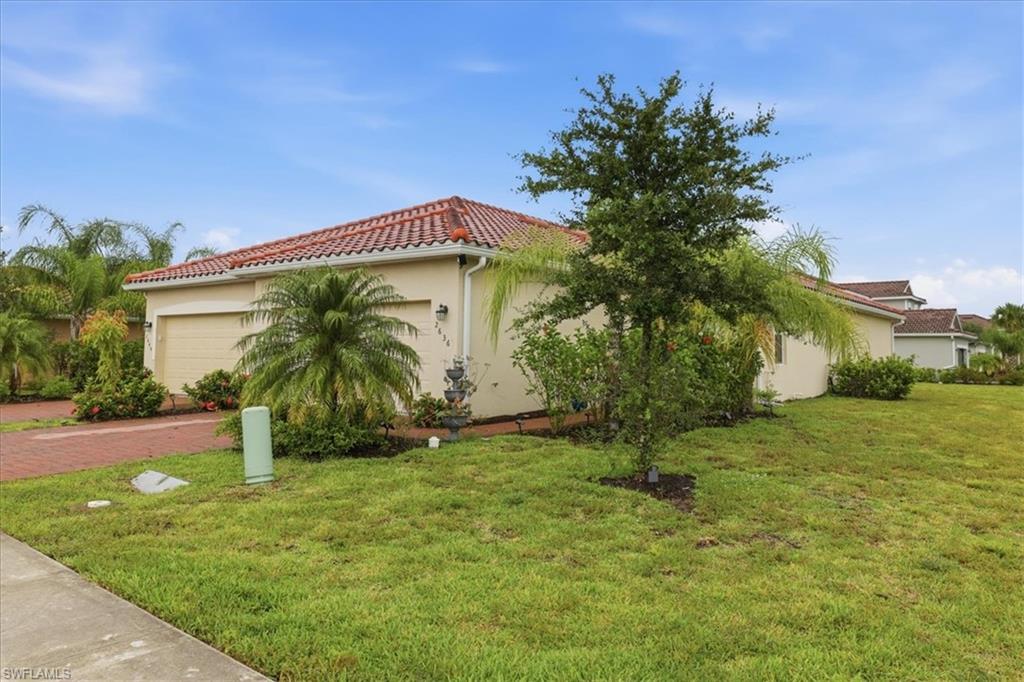2636 Vine AVE